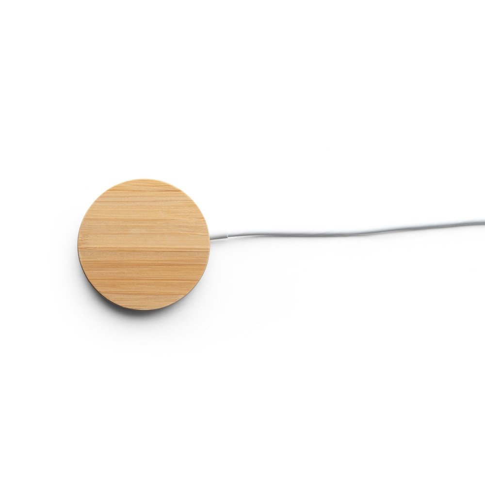 DAIMLER. 15W superfast wireless magnetic charger in bamboo